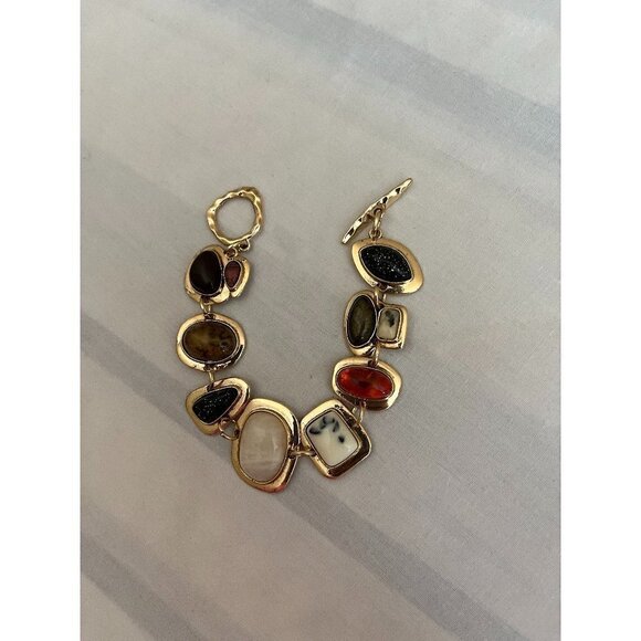 Chunky bracelet, Vintage style bracelet , statement bracelet , gold - Picture 1 of 6